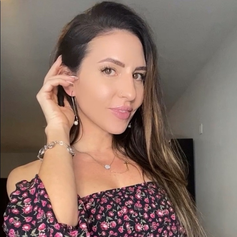 Meet your Posher, Lianna